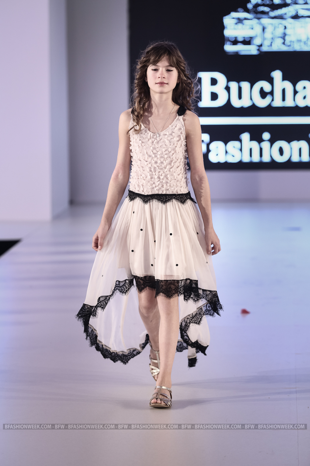 Elena Perseil Bucharest Fashion Week_124