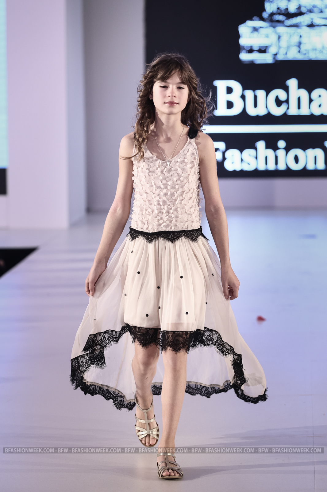 Elena Perseil Bucharest Fashion Week_125