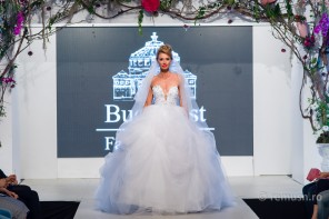 Lux si opulenta in prima seara de BFW